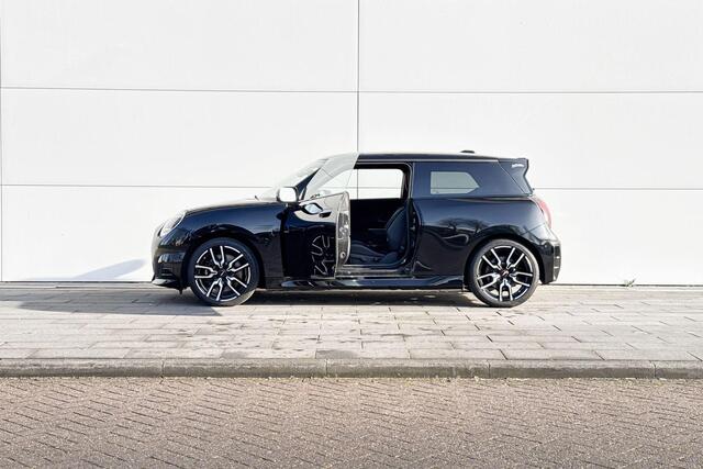 Mini John Cooper Works 3-deurs E Cooper M Mini Mini Cooper E John Cooper Works 40.7 kWh