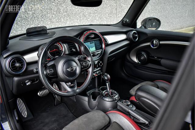 Mini John Cooper Works Cabrio 2.0 Chili F1 Aut. | Navigatie | Head-Up | H&K | Leder/Alcantara | LED | PDC | 18"LM | Thunder Grey