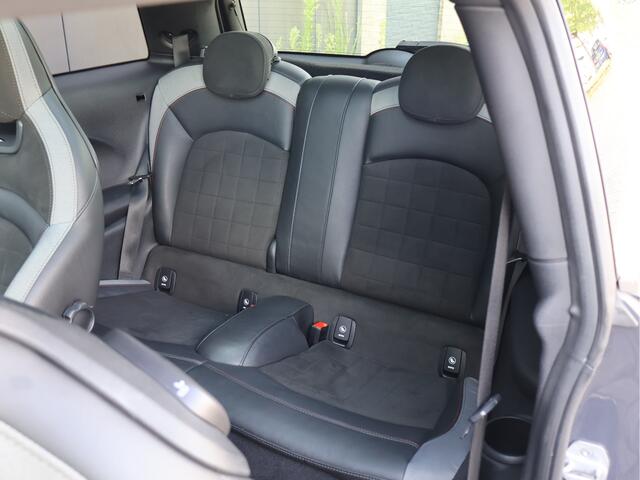 Mini John Cooper Works Mini 2.0 231PK | ACC | HUD | Harman/Kardon | Pano | Keyless |