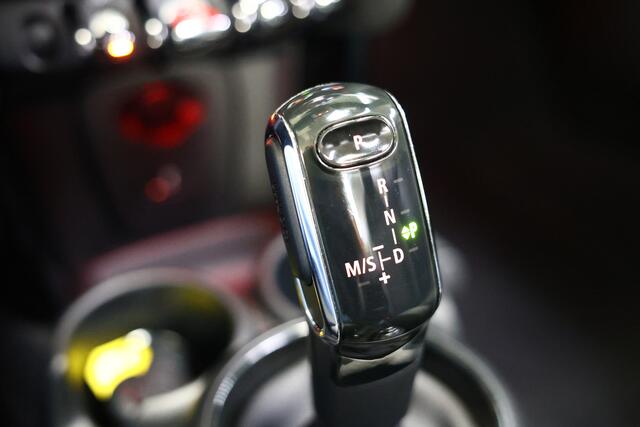 Mini John Cooper Works Mini Cabrio 2.0 JCW Origineel NL Unieke Kleur Lage KM! '22