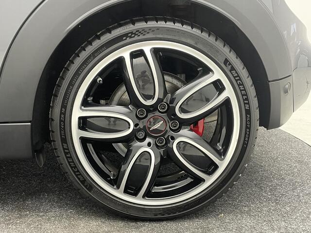 Mini John Cooper Works Mini 2.0 Chili / dealer onderhouden / JCW 231 PK / Head up / Harman Kardon Audio / Panoramadak / Alarm klasse 3 / Stoelverwarming /