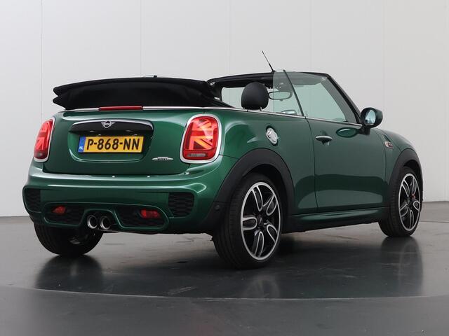 Mini John Cooper Works Mini Cabrio 2.0 Chili | 231pk | Harman/Kardon | Adaptieve Cruise Control | Sfeerverlichting | Sportstoelen | Union Jack Achterlichten | HUD | Groot Navigatie |