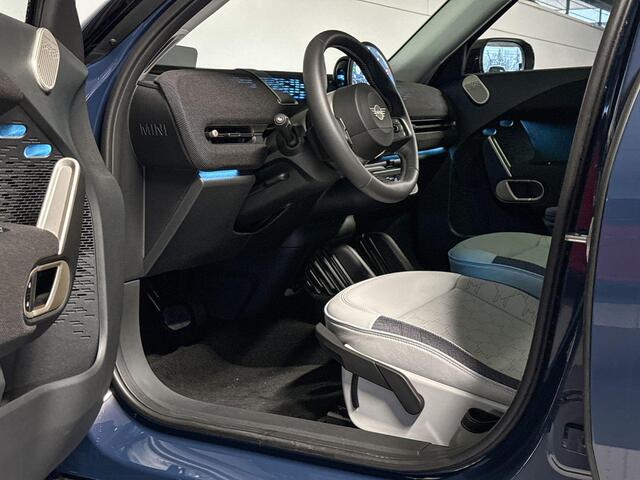 Mini MINI Aceman E Classic 42.5 kWh | Pakket L | Dak in carrosseriekleur