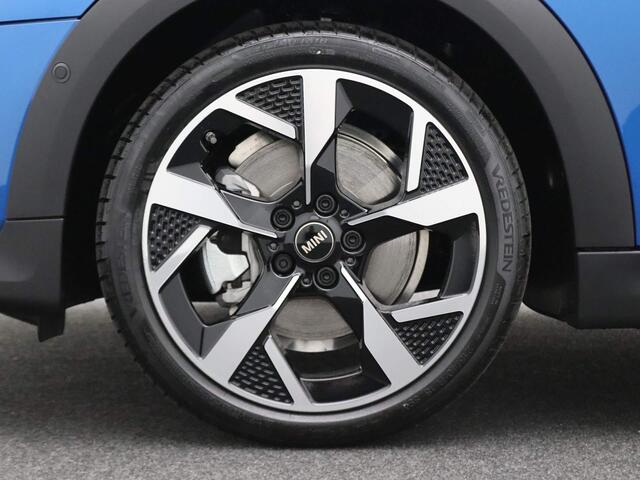 Mini MINI 3-deurs C Favoured Trim + Package L