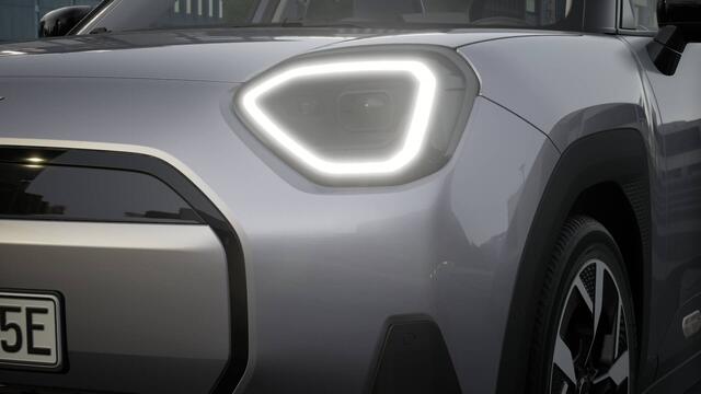 Mini MINI Aceman E / Classic / Pakket L / 18 inch Slide Spoke 2-tone