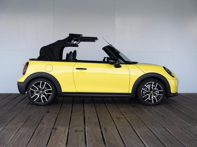 Mini MINI Cabrio C Classic Trim + Package M
