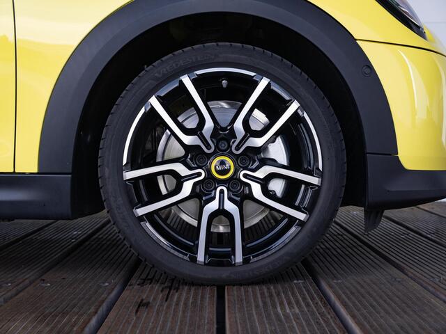 Mini MINI Cabrio C Classic Trim + Package M