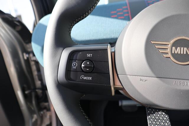Mini MINI Aceman E Favoured trim | Package M | MINI Month