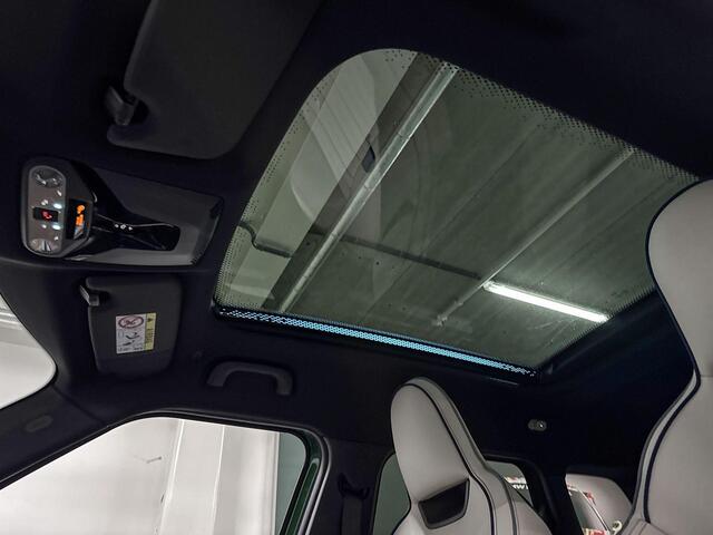 Mini MINI Aceman E | Favoured Uitvoering | Pakket L | 18" Night Flash Spoke 2-tone