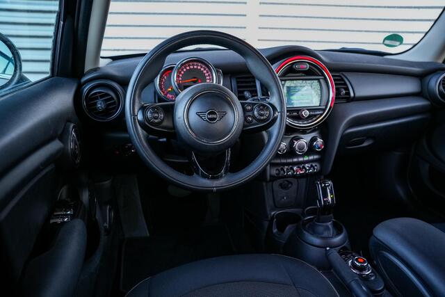 Mini ONE Mini 1.5 Airco Cruise Control Navigatie 16" LMV AUTOMAAT!