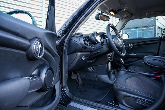 Mini ONE Mini 1.5 Airco Cruise Control Navigatie 16" LMV AUTOMAAT!