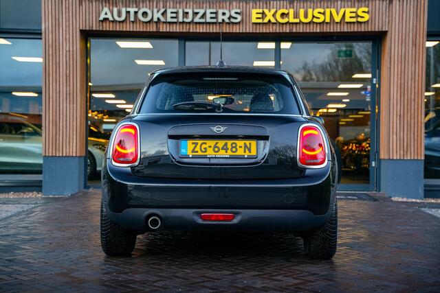 Mini ONE Mini 1.5 Airco Cruise Control Navigatie 16" LMV AUTOMAAT!