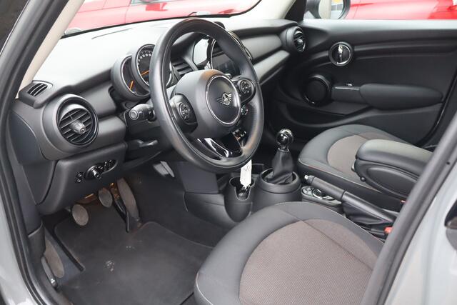 Mini ONE Mini 1.5 Business Edition NL-Auto!! Carplay I Nav I PDC