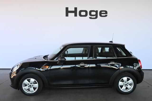 Mini ONE Mini 1.5 Business Airco Cruise control Navigatie Licht metaal Inruil mogelijk