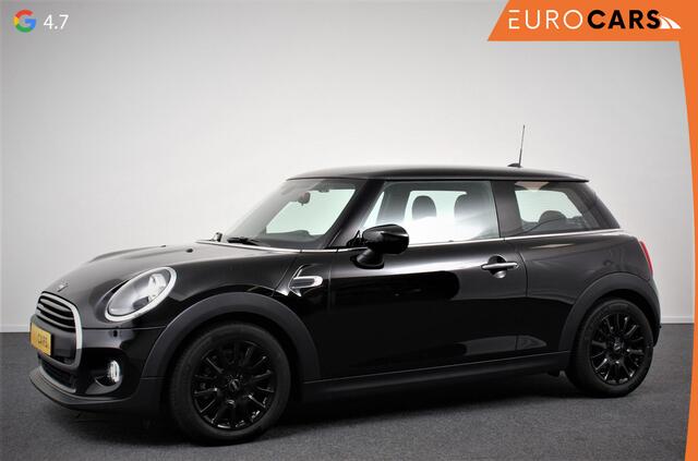 Mini ONE Mini 1.5 Automaat Blackyard | Parkeer sensoren | Airco | Verwarmbare voorstoelen | Lichtmetalen velgen 16" black
