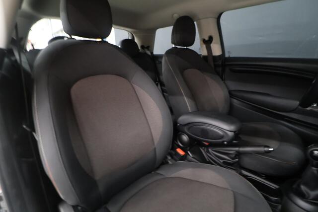 Mini ONE Mini 1.2 [STOELVERWARMING, BLUETOOTH, JCW VELGEN, AIRCO, RADIO, NIEUWSTAAT]