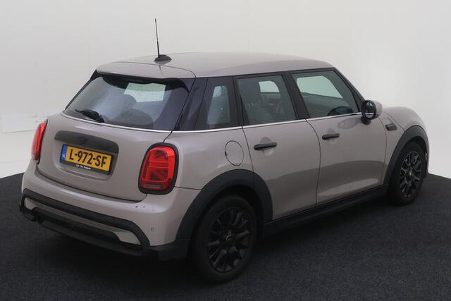 Mini ONE Mini 1.5 Business Edition NL AUTO | 1\2 LEDER | PDC |