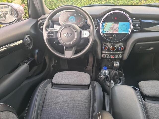 Mini ONE Mini 1.5 Business Edition NL AUTO | 1\2 LEDER | PDC |