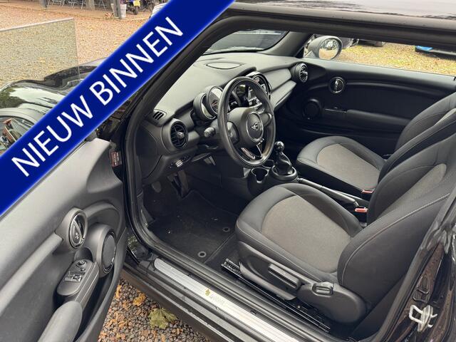 Mini ONE Mini 1.2 Business