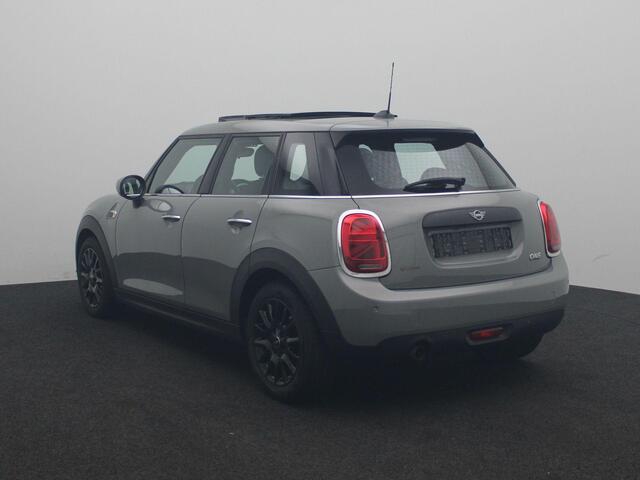 Mini ONE Mini 1.5 | Panorama-Dak | Achteruitrijcamera | Stoelverwarming | Navigatie | Parkeersensoren | Cruise Control