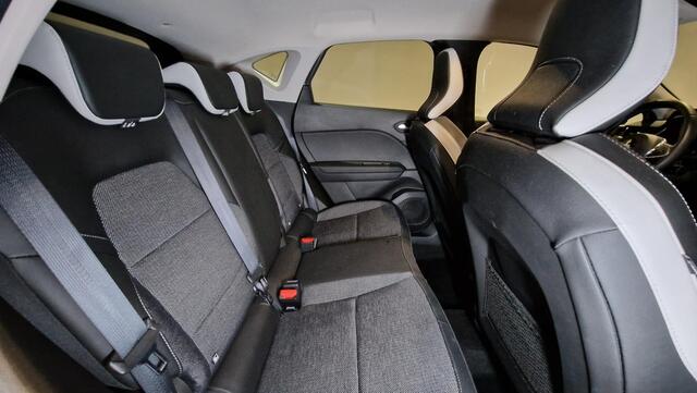 Mitsubishi ASX 1.6 HEV AT First Edition