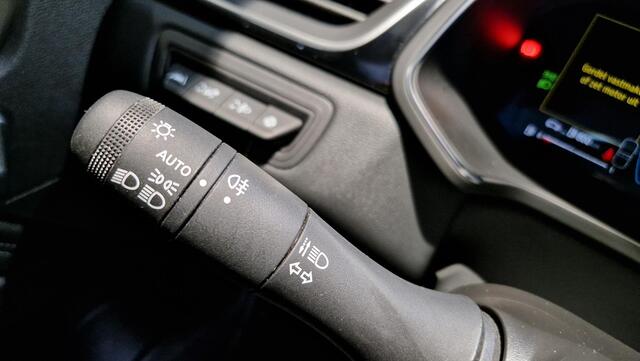 Mitsubishi ASX 1.6 HEV AT First Edition