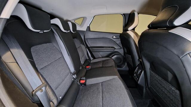 Mitsubishi ASX 1.6 HEV AT First Edition