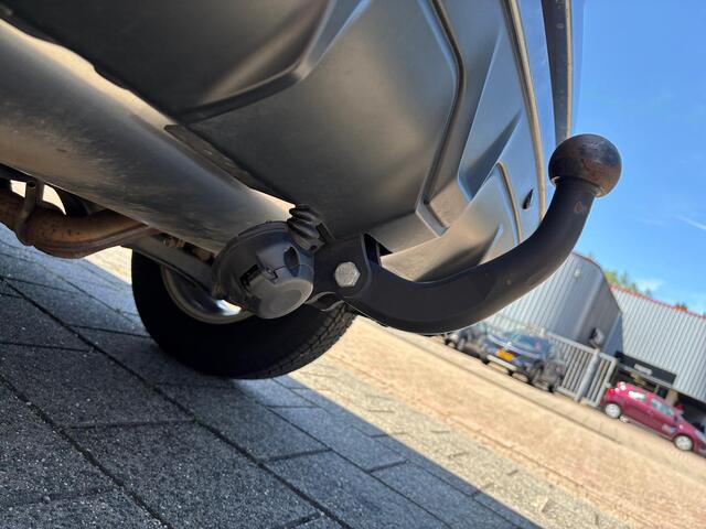 Mitsubishi ASX 1.6 Cleartec Life | TREKHAAK | CRUISE CONTROL | CLIMA | PDC |