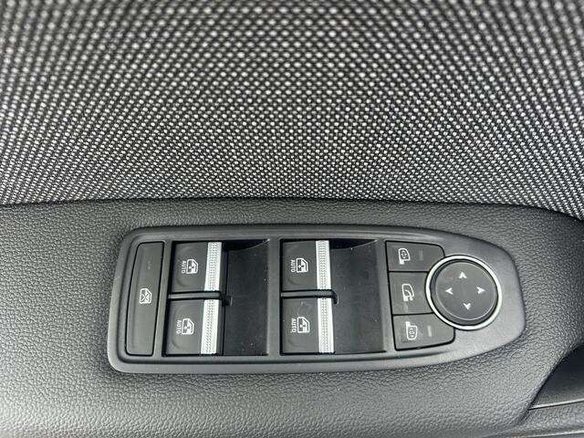 Mitsubishi ASX 1.6 HEV AT First Edition