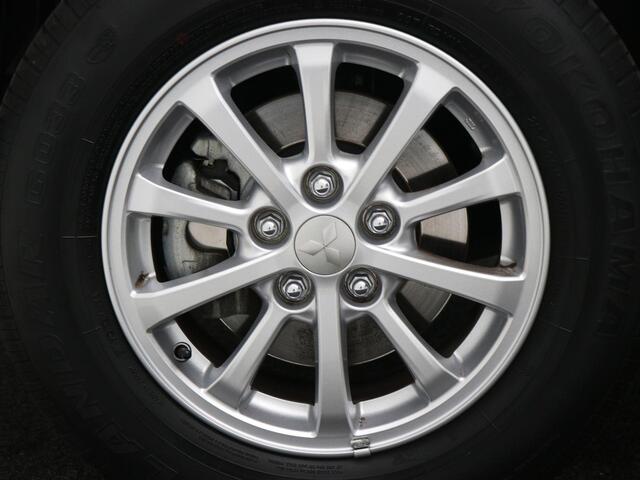 Mitsubishi ASX 1.6 Cleartec Life / Airconditioning / 1ste Eigenaar / Dealer onderhouden / LMV / Parkeersensoren achter / Cruise Control /