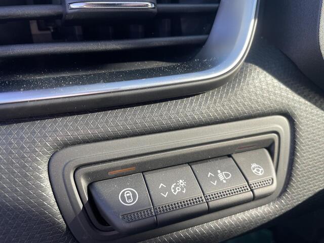 Mitsubishi COLT 1.6 HEV Intense+ Van ¤ 31.295,- voor ¤ 28.730,-