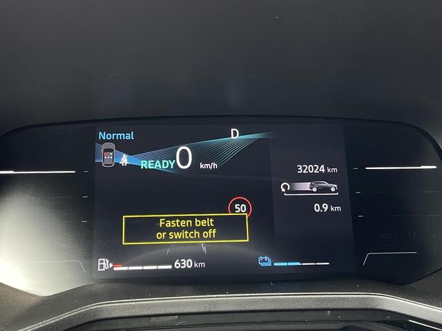 Mitsubishi COLT 1.6 HEV First Edition