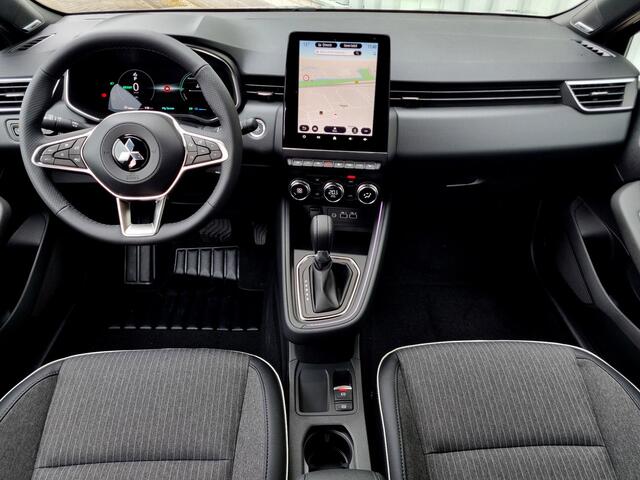 Mitsubishi COLT 1.6 HEV Intense+ / ¤3000,- Voordeel Op Nieuwprijs / Rijklaarprijs / Direct Leverbaar / 8 Jaar Fabrieksgarantie /