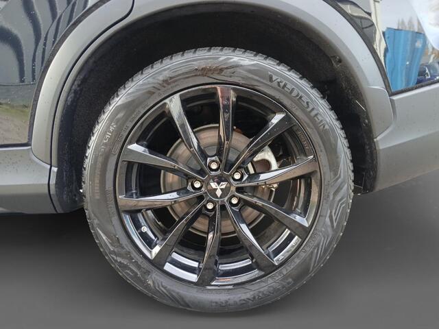 Mitsubishi ECLIPSE Cross 2.4 PHEV Black Edition | ALL BLACK | 19 INCH ALL SEASON BANDEN | 360 CAMERA | ADAP. CRUISE |