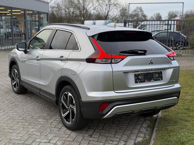 Mitsubishi ECLIPSE Cross 2.4 PHEV Intense+ Keyless | Camera | Cruise