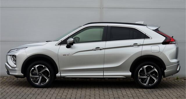 Mitsubishi ECLIPSE Cross PHEV 2.4 EXECUTIVE 4WD | PLUG IN HYBRID | ALL SEASON BANDEN | ADAPTIEF CRUISE | FABRIEKGARANTIE TOT 28-12-2031* | ALL-IN RIJKLAARPRIJS
