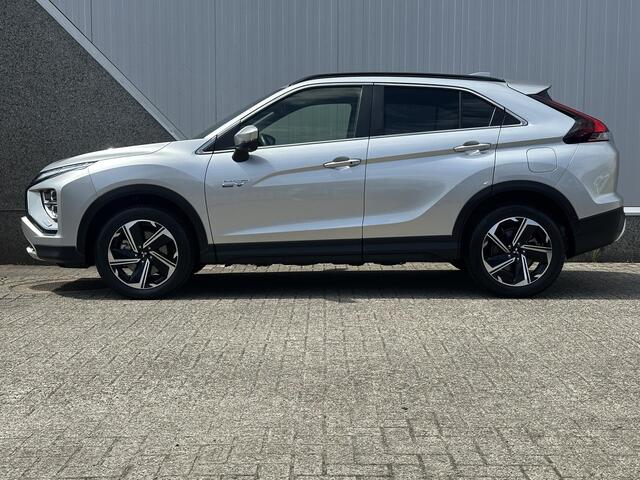 Mitsubishi ECLIPSE Cross 2.4 PHEV Intense+ / Trekhaak 1500KG trekgewicht / Stoelverwarming / Navigatie / Keyless Entry / Fabrieksgarantie tot 12-2026