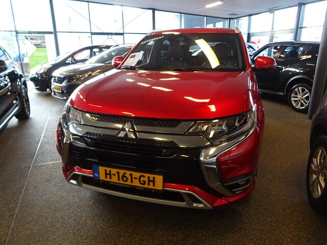 Mitsubishi OUTLANDER 2.4 PHEV Instyle 240 PK / 1E EIGENAAR / DEALER ONDERHOUDEN