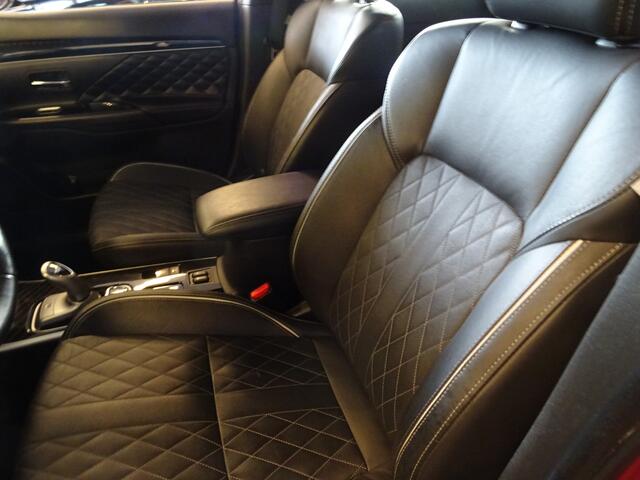 Mitsubishi OUTLANDER 2.4 PHEV Instyle 240 PK / 1E EIGENAAR / DEALER ONDERHOUDEN