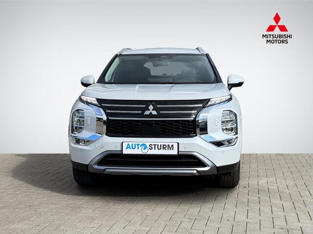 Mitsubishi OUTLANDER 2.4 PHEV First Edition