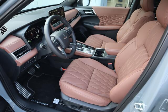 Mitsubishi OUTLANDER 2.4 PHEV Instyle+