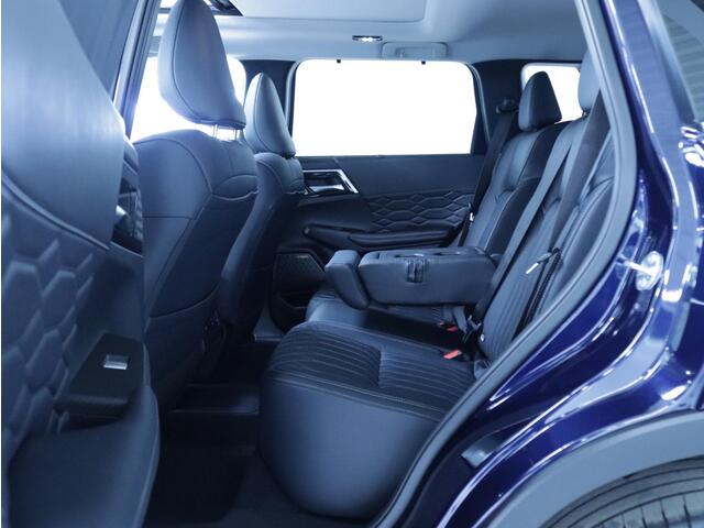 Mitsubishi OUTLANDER 2.4 PHEV Instyle Leder/Schuifdak/Navi