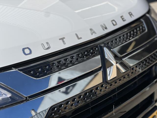 Mitsubishi OUTLANDER 2.4 PHEV Intense+