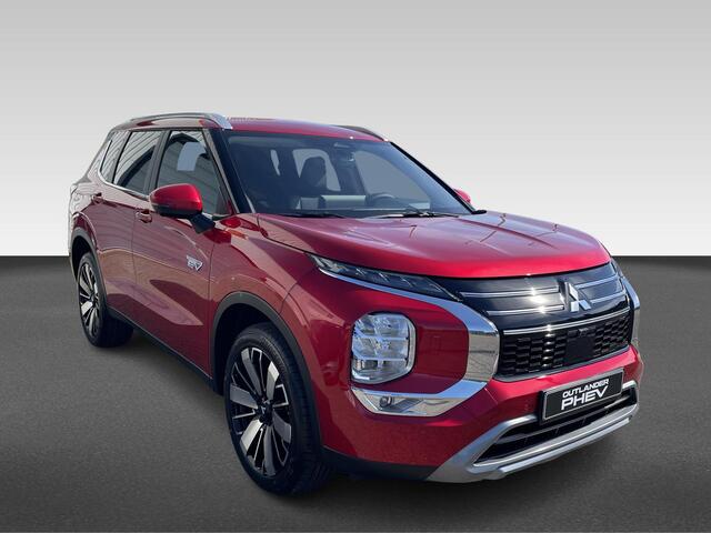 Mitsubishi OUTLANDER 2.4 PHEV First Edition Van ¤ 58.395,- voor ¤ 56.330,-