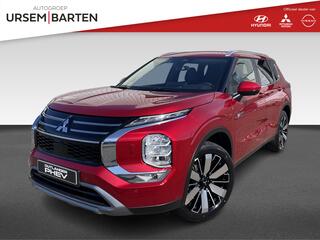 mitsubishi-outlander-2.4-phev-first