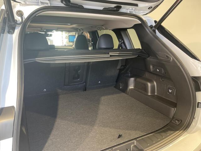 Mitsubishi OUTLANDER 2.4 PHEV Instyle Van ¤ 62.395,- voor ¤ 60.330,-