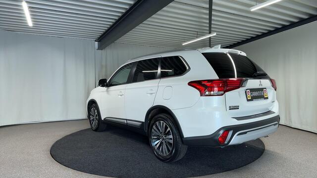 Mitsubishi OUTLANDER 2.0 Connect Pro Automaat | Navi