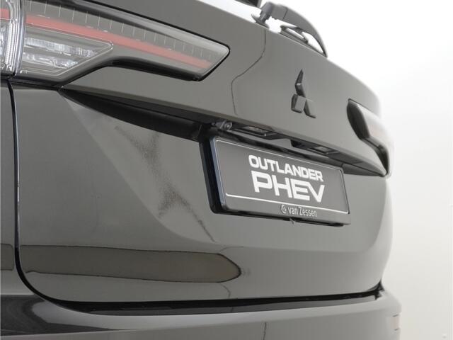 Mitsubishi OUTLANDER 2.4 PHEV Black Edition | Head up | 20 inch | Full Black | 8 jaar garantie | Rijklaarprijs