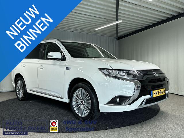 Mitsubishi OUTLANDER 2.4 PHEV Intense Automaat | Navi | Leder-alcantara bekleding