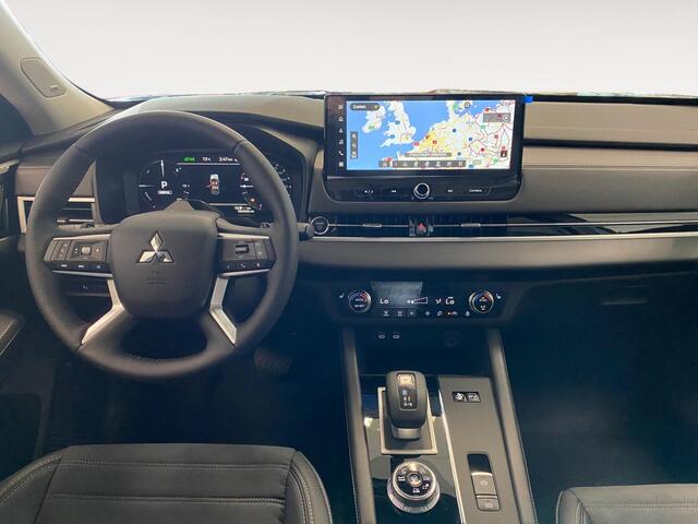 Mitsubishi OUTLANDER 2.4 PHEV First Edition | 3.000 EURO KORTING | SNEL LEVERBAAR | 8 JAAR GARANTIE |